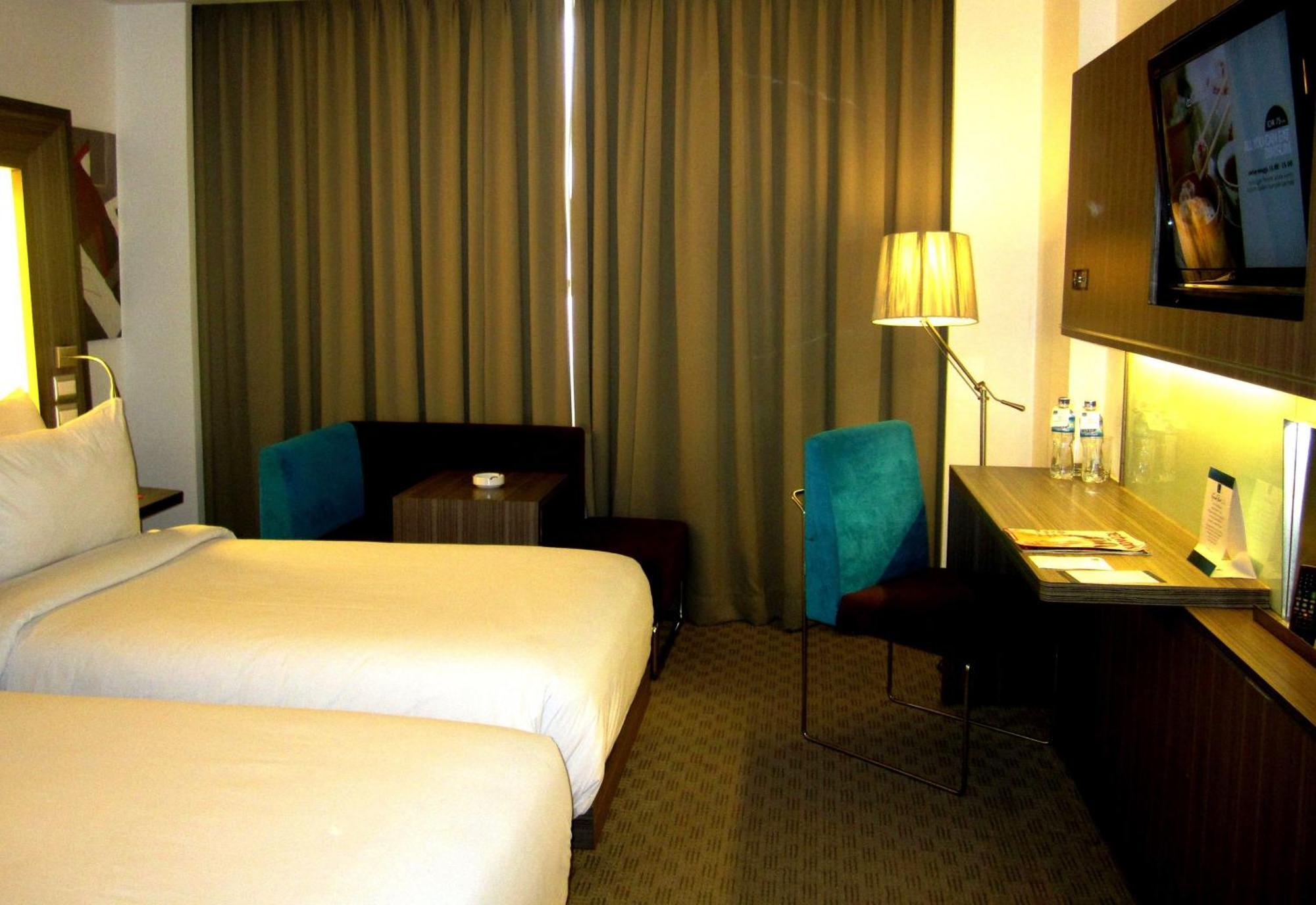 Novotel Bangka Hotel & Convention Center Pangkal Pinang Oda fotoğraf