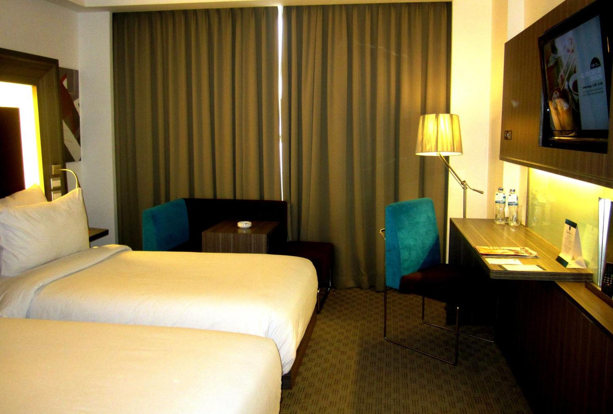 Novotel Bangka Hotel & Convention Center Pangkal Pinang Oda fotoğraf